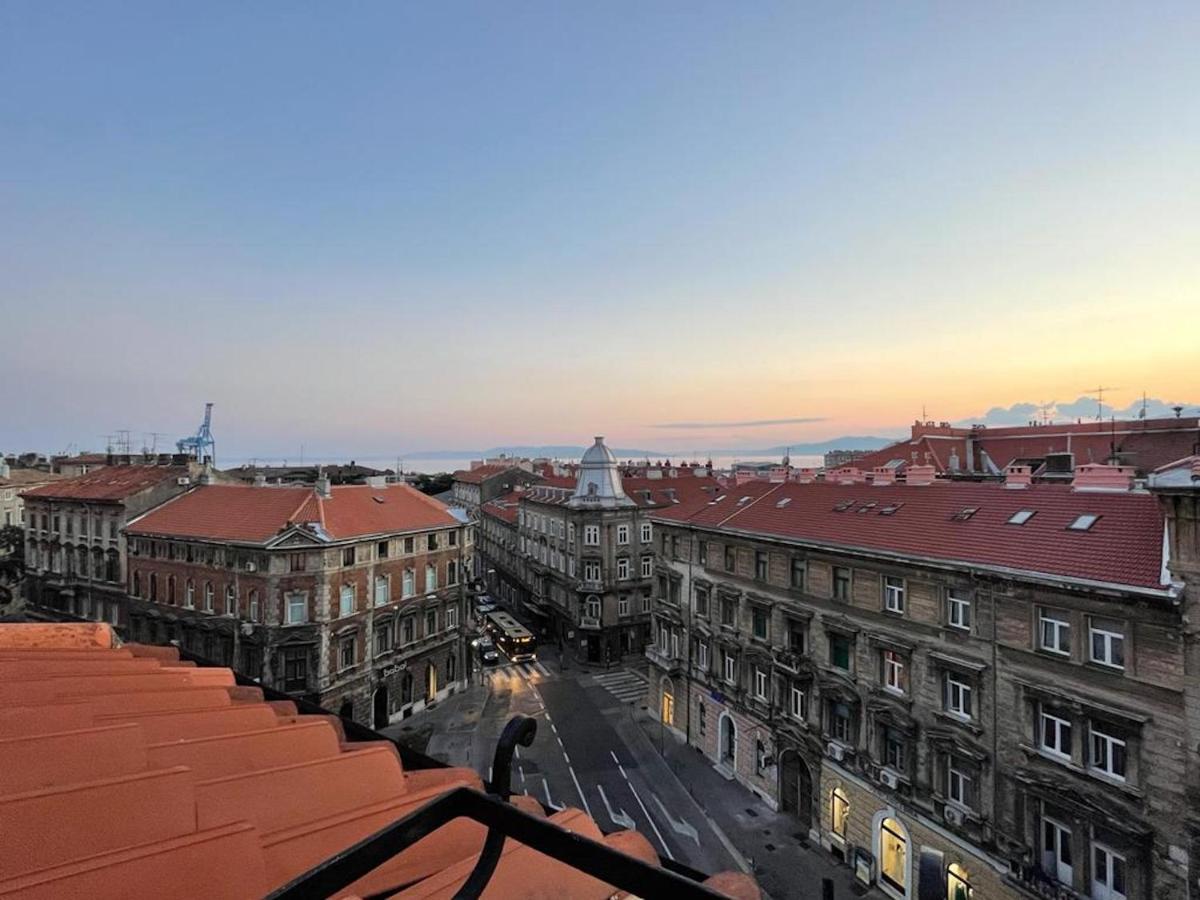Condo In Town Centre Rijeka Exterior foto